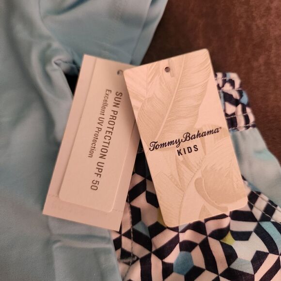 Tommy Bahama Kids Printed 2 Piece Rashguard Swimset Size 12 months - Picture 4 of 9